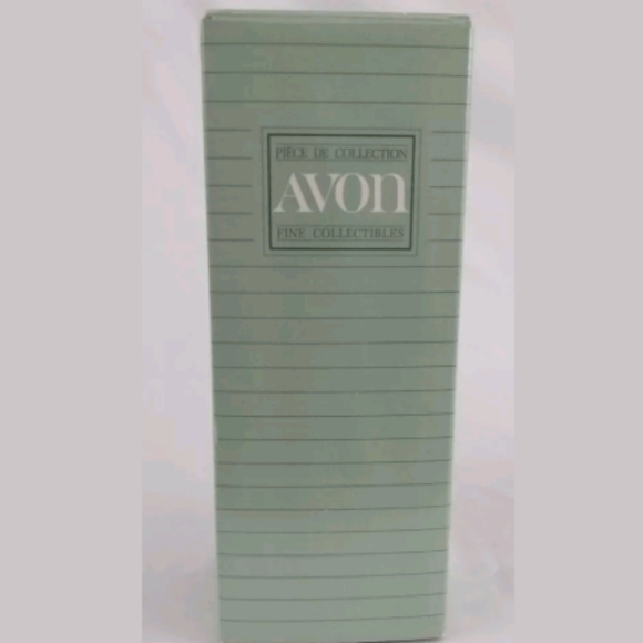 Avon International Collectible Lupita from Mexico - Picture 5 of 8